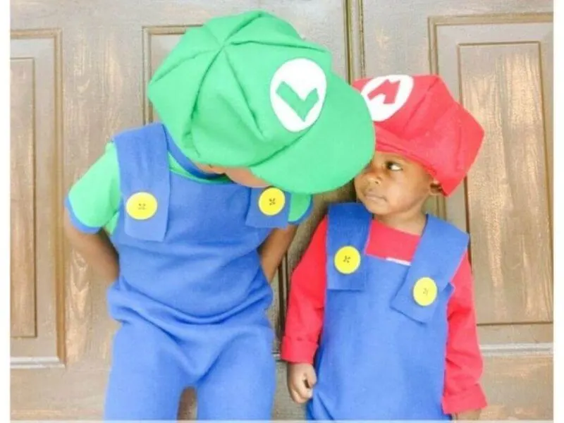 What I Made Today: TUTORIAL: Mario & Luigi  Mario halloween costumes,  Super mario costumes, Mario costume