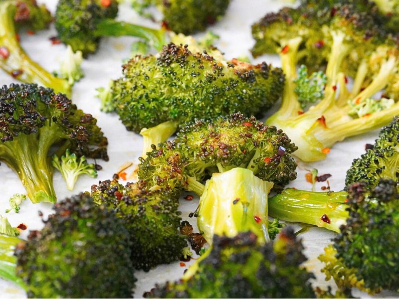 Learn How to Make Simple and Delicious Roasted Broccoli